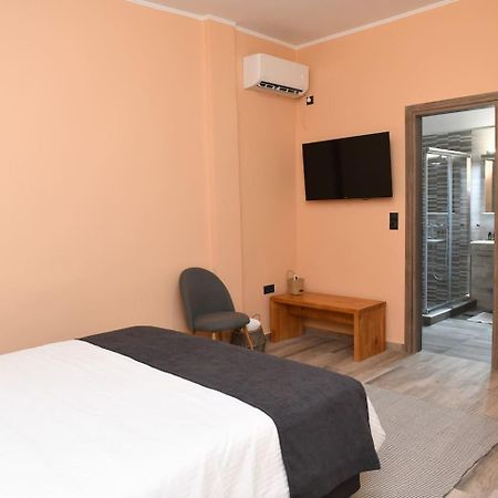 Konstantina Apartment เอเธนส์ ภายนอก รูปภาพ