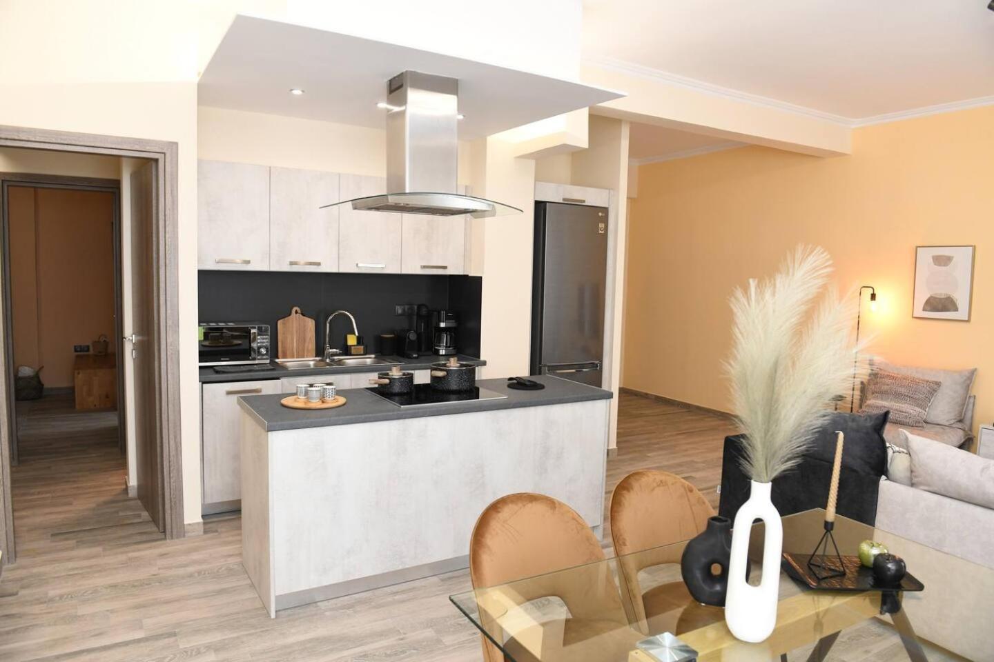 Konstantina Apartment เอเธนส์ ภายนอก รูปภาพ